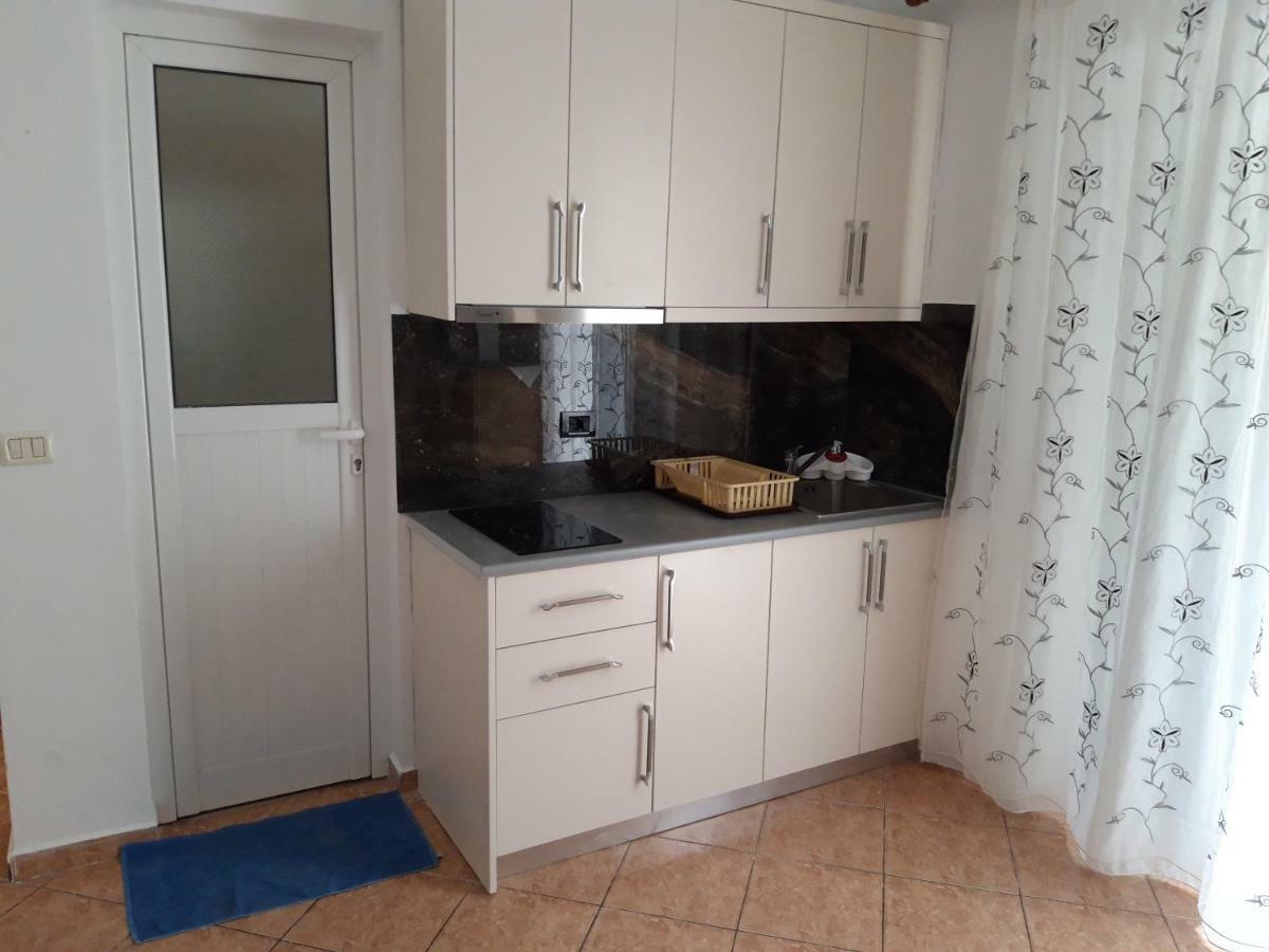 קסאמיל Vila Zogaj מראה חיצוני תמונה
